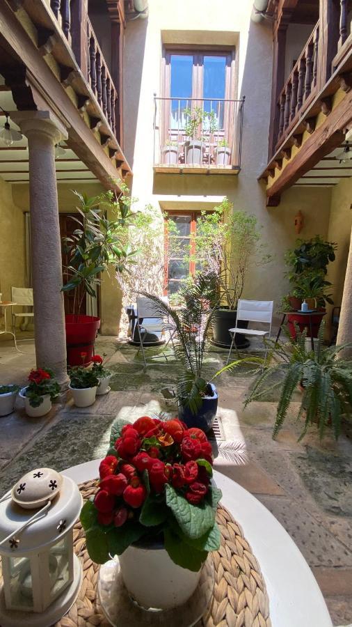 La Posada De Chinchilla ชินชิยา เด มอนเต อรากอน ภายนอก รูปภาพ